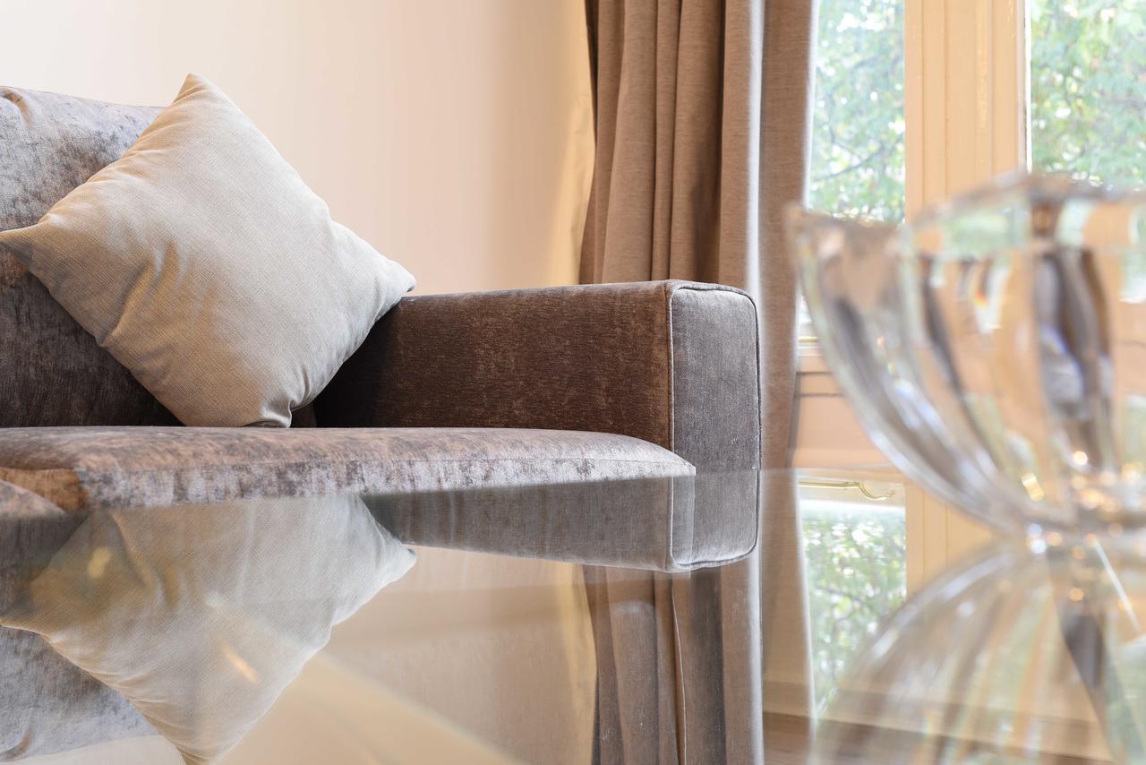 Spacious & Modern 2 Bed Apartment At Knightsbridge ロンドン エクステリア 写真